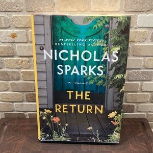 Like New Hardcover The Return by Nicholas Sparks